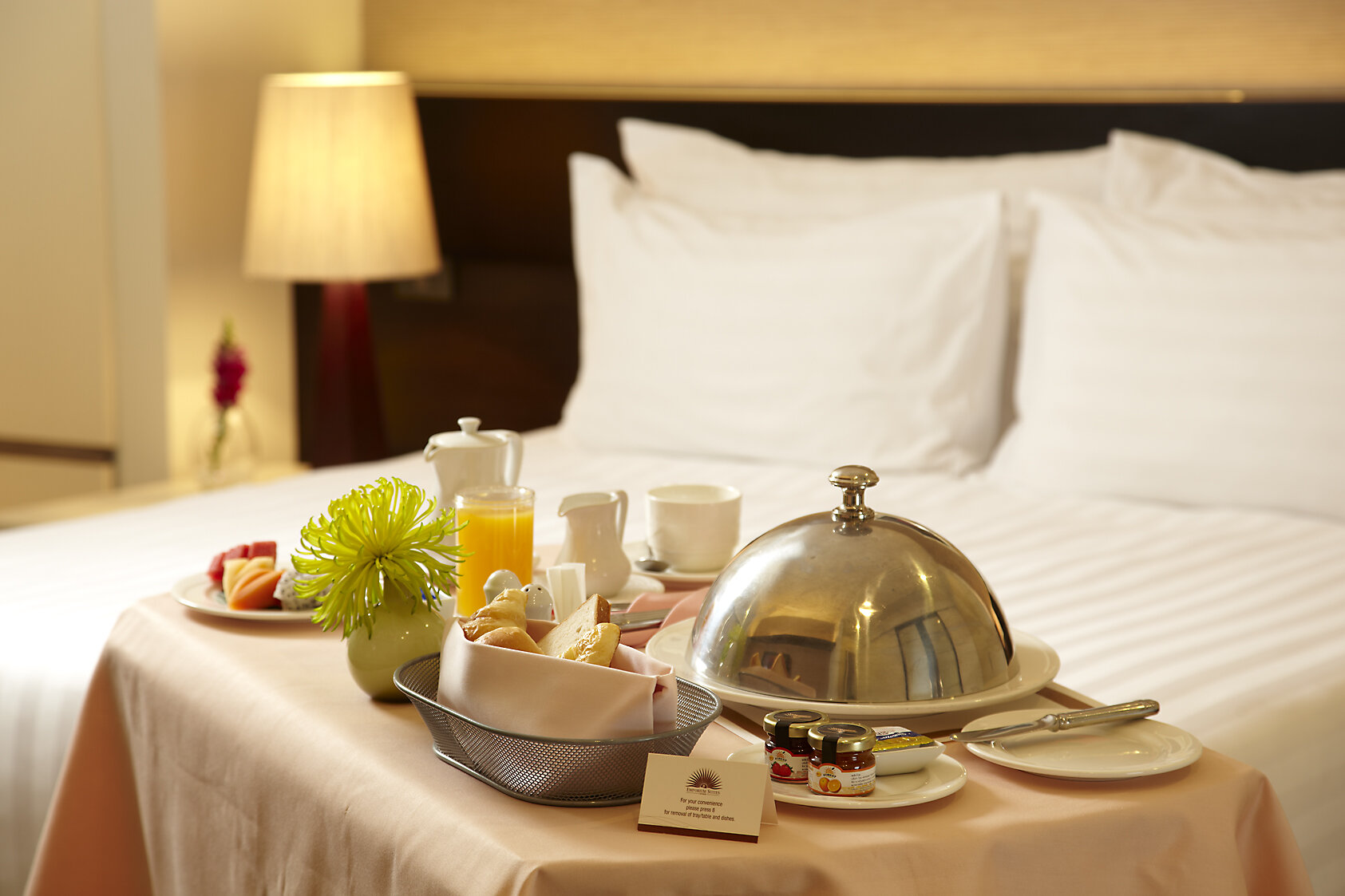 hotel-room-service